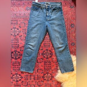 Levi’s Wedgie Straight